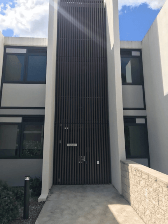 100x50 RHS Screen